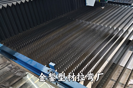 拉弯设备展示