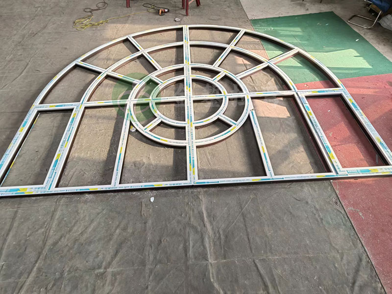 成品圆弧门整体拉弯
